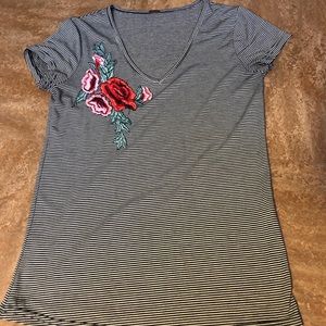 Rose striped t-shirt